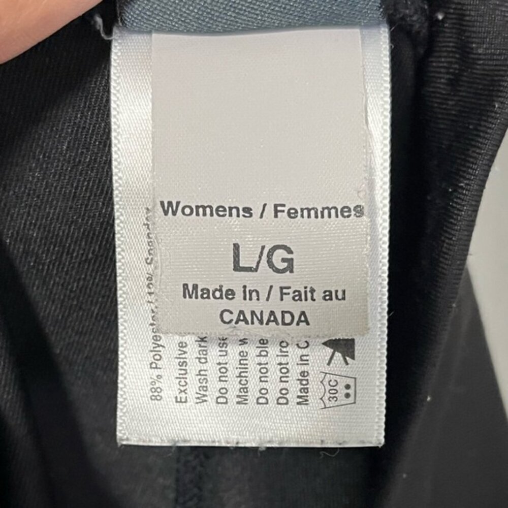 MEC Black Flared Stretch Pants Women’s L | Made in Canada - Picture 4 of 11